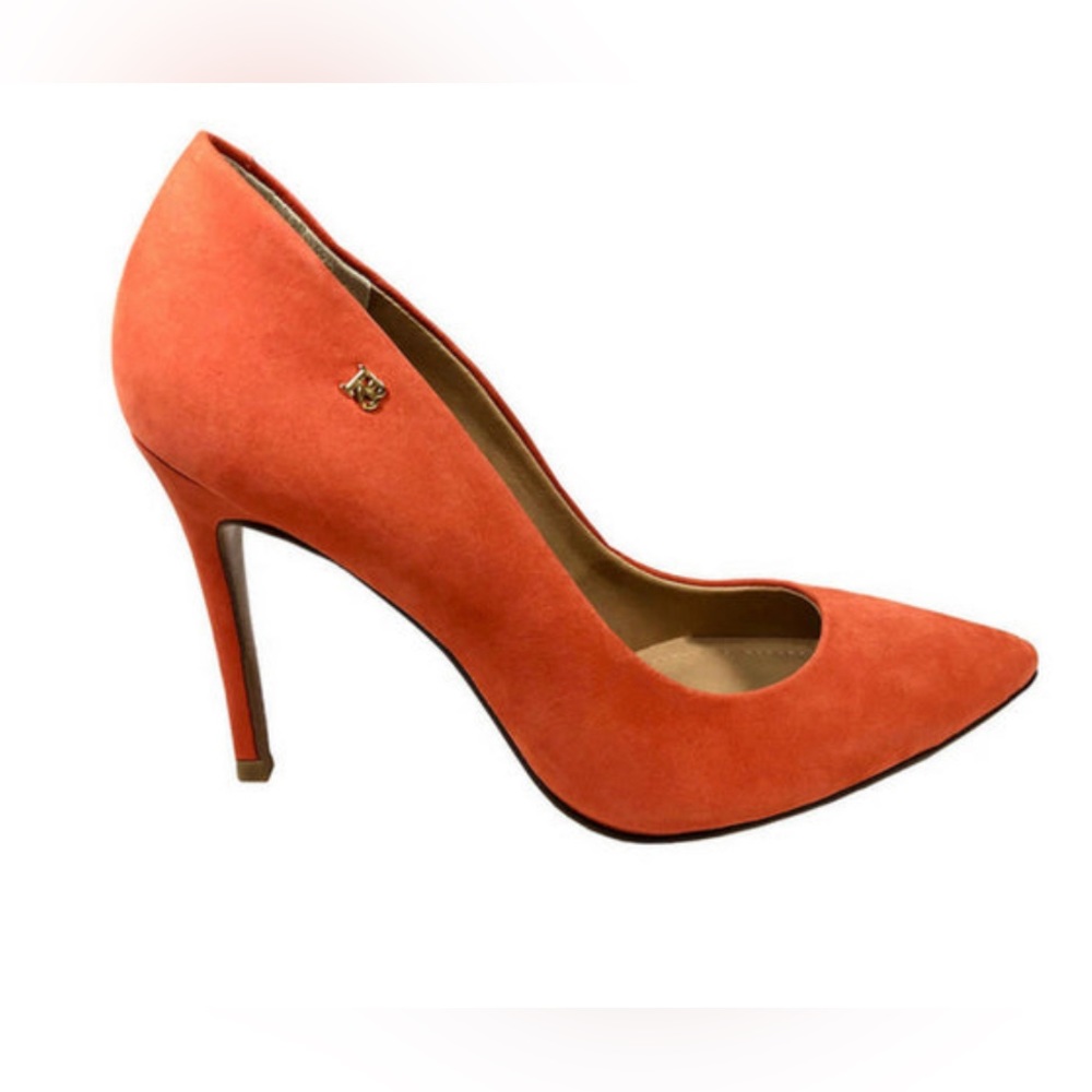 Brazilian Classic Pointed-Toe Pumps Carmim